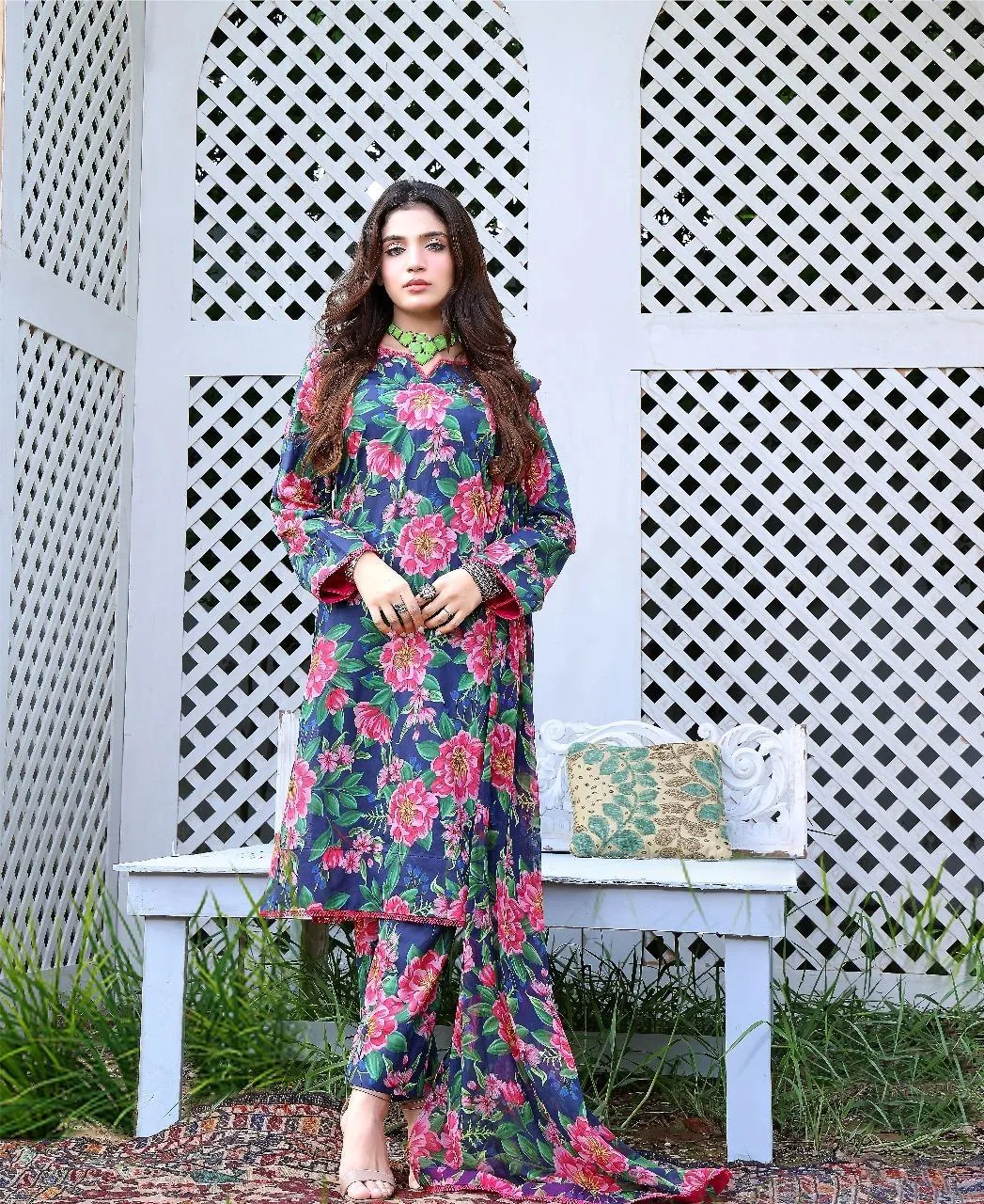 3 Pcs Women's Unstitched Printed Suit