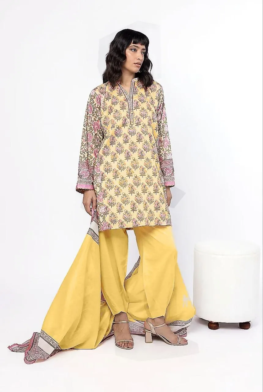 3 Pcs Women's Unstitched Printed Suit