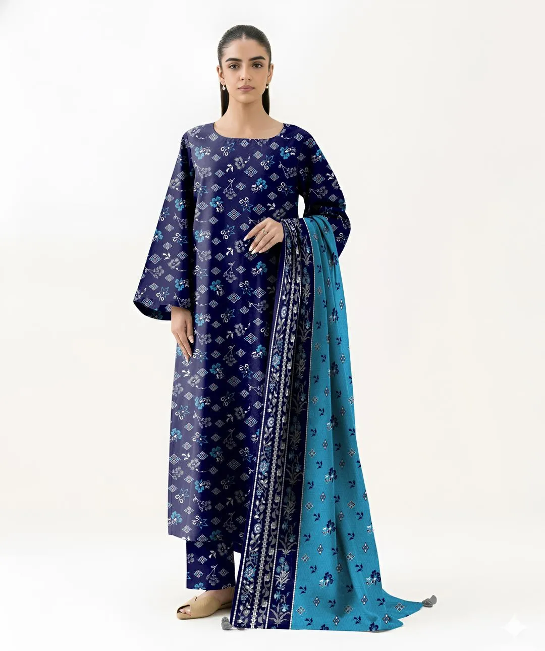 3 Pcs Women's Unstitched Printed Suit