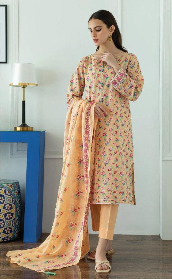 3 Pcs Women's Unstitched Khaddar Printed Suit
