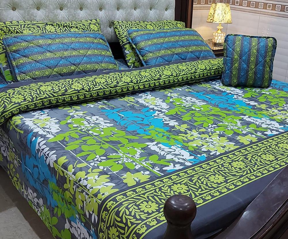 7 Pcs Danier Printed Double Bed Comforter Set
