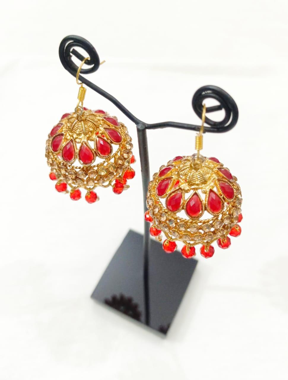 Women's Beautiful Jhumka Pair