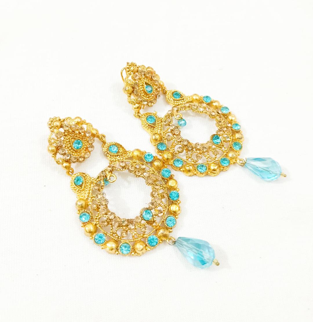 Turquoise 2 Pcs Earrings - Charming Casting Design