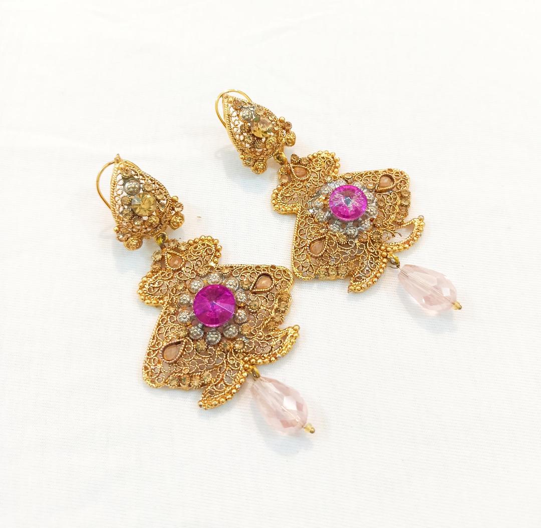 Charming Pink Earrings - 2 Pcs of Delightful Casting Jewelry