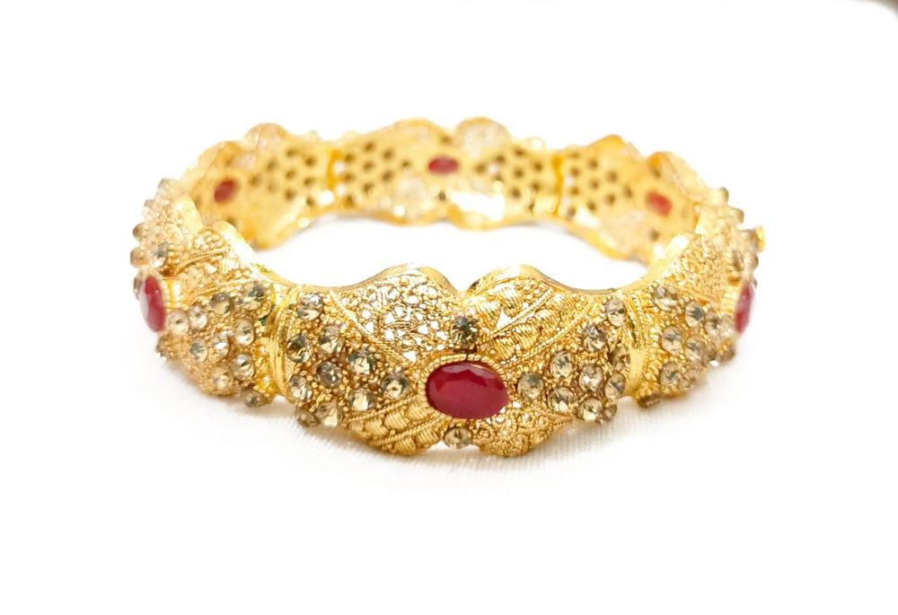 1 Pc Gold Plated Artificial Stones Kara Bangle