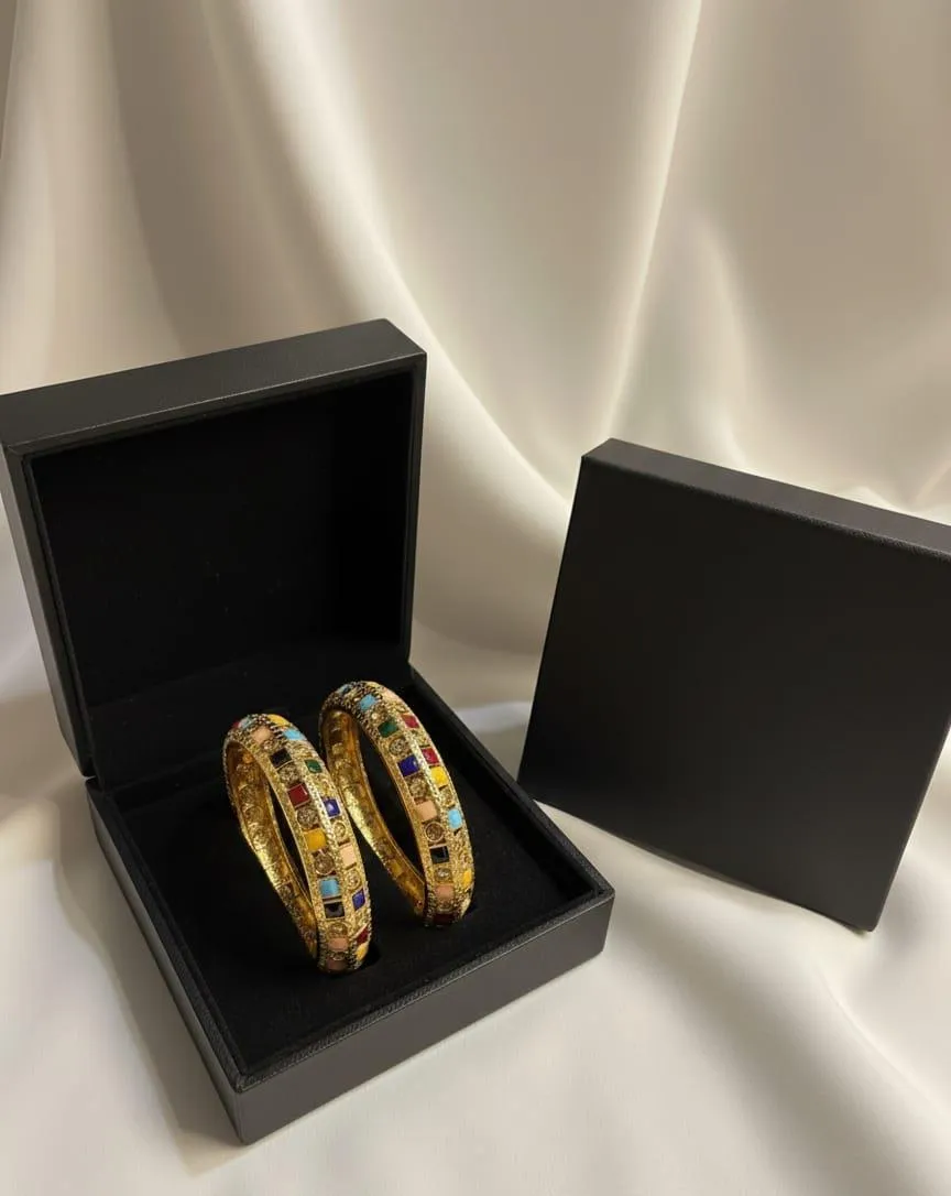 Kara Bangle Set Red Gemstone Oxidized Alloy 2.45"