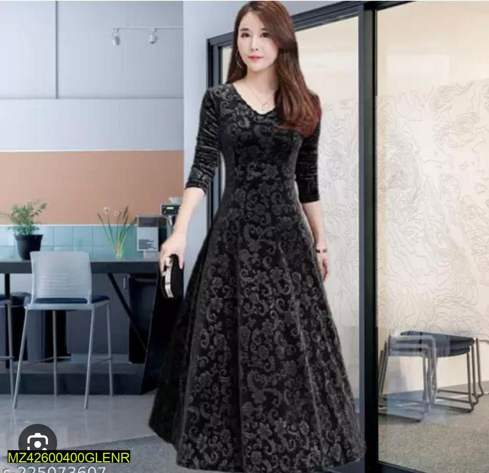 2 Pcs Women's Unstitched Velvet Printed Suit