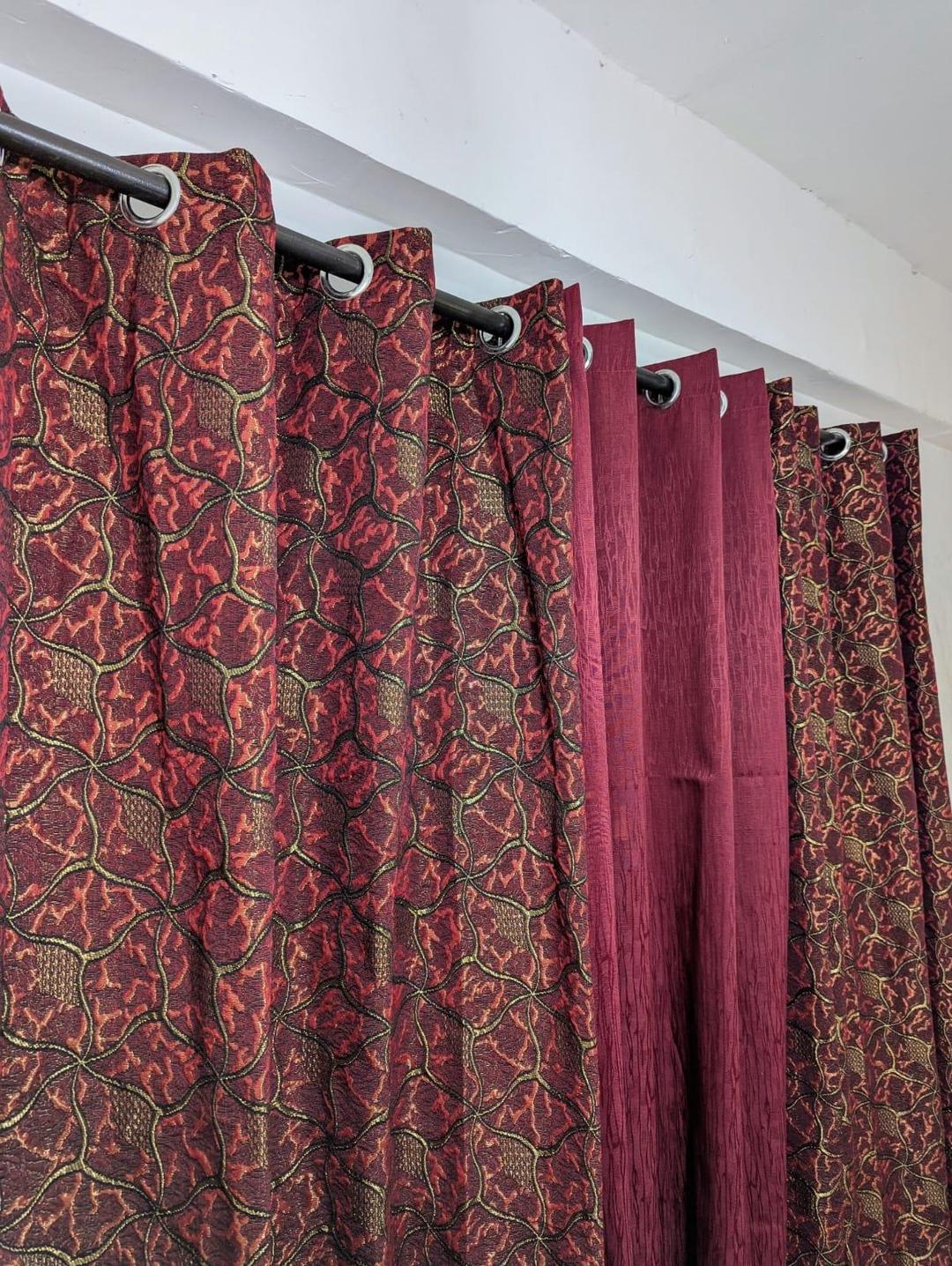Stylish 3 Pcs Jacquard Printed Double Sided Curtains - Maroon
