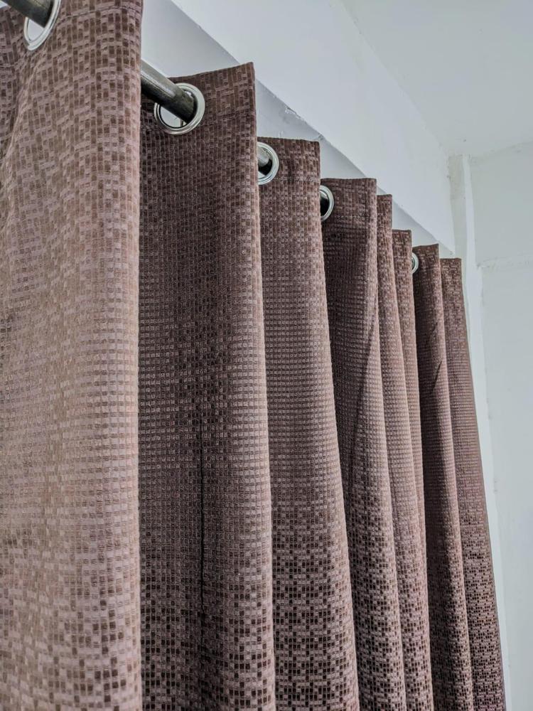 Plain Dabbi Self Shaded Curtains