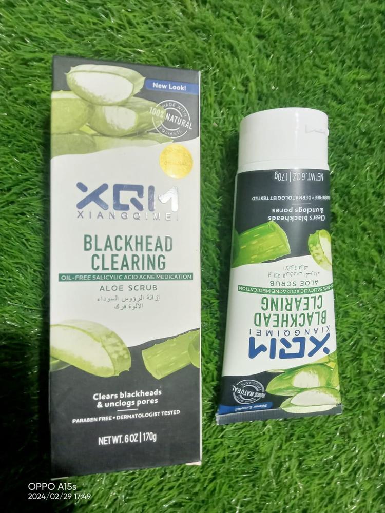 Blackhead Clearing Oil-Free Salicylic Acid Aloe Scrub - 170g