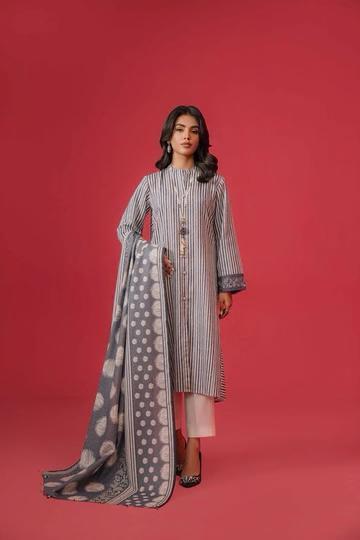 3 Pcs Women's Unstitched Lawn Printed Suit