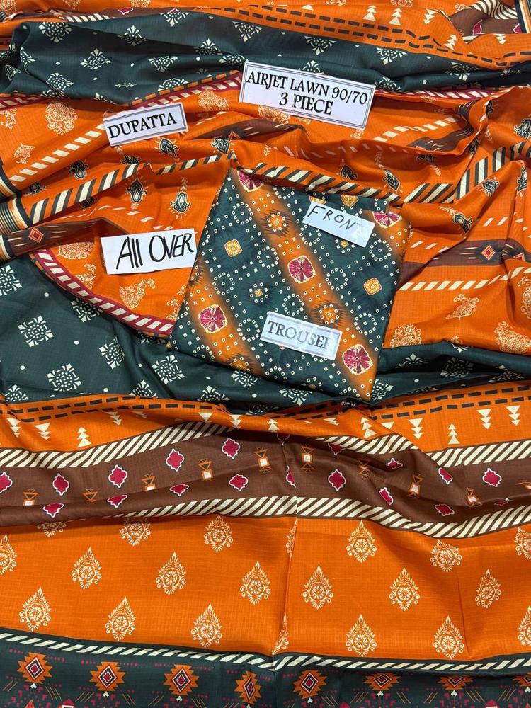 3 Pcs Women's Unstitched Lawn Printed Suit