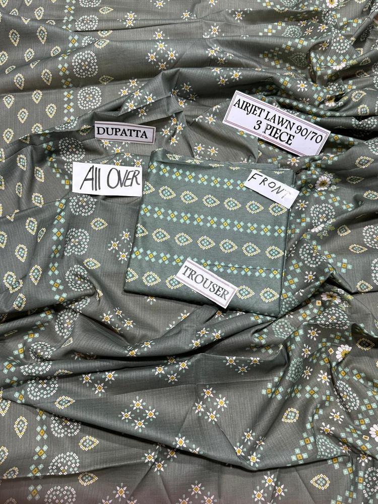 3 Pcs Women's Unstitched Lawn Printed Suit