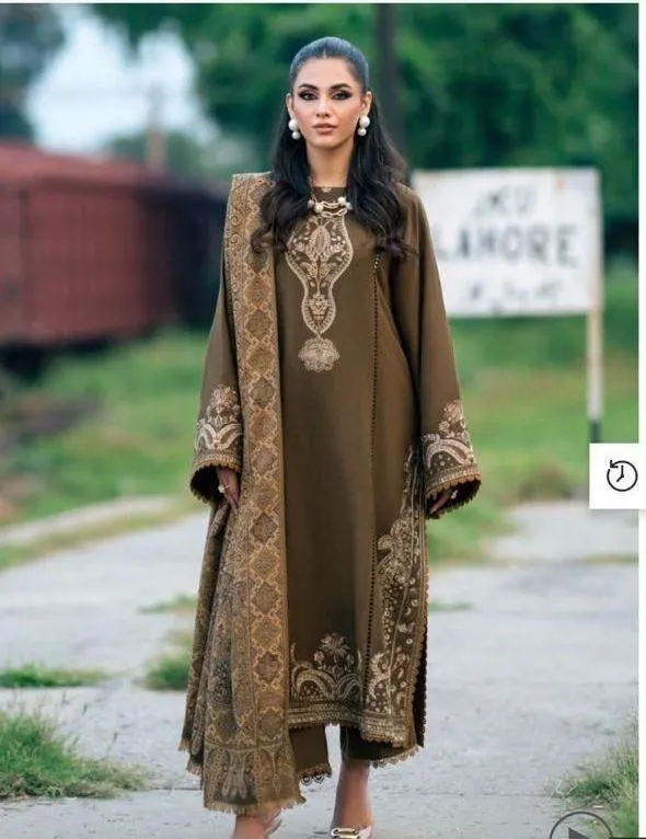 3 Pcs Women's Unstitched Embroidered Suit