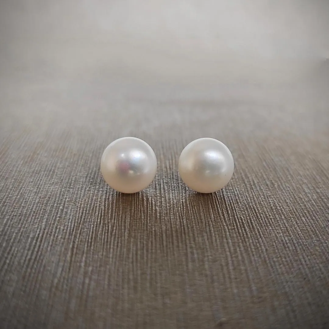 Hair Scrunchie, Pearl Earring – Get One Free Gift with Every Order