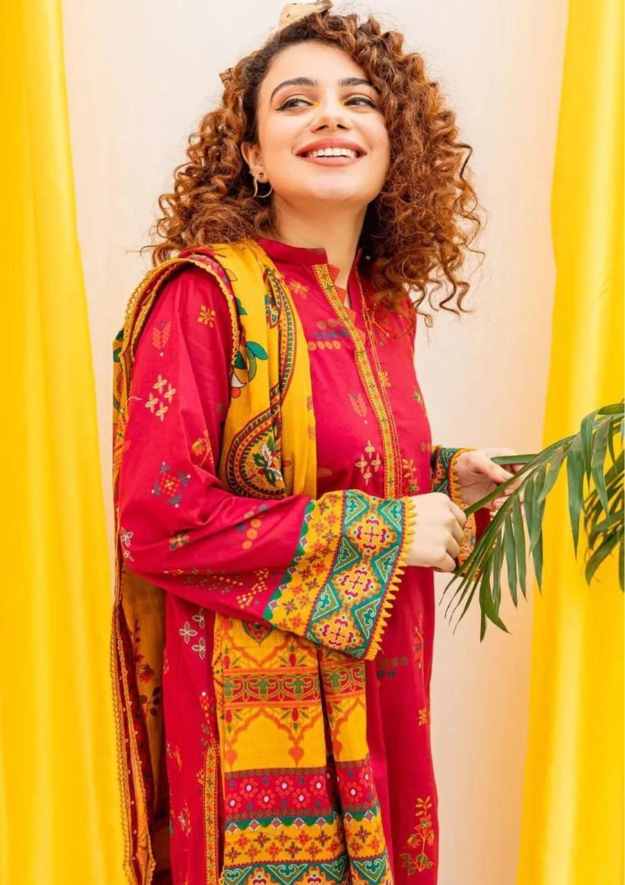 3 Pcs Women's Unstitched Embroidered Suit