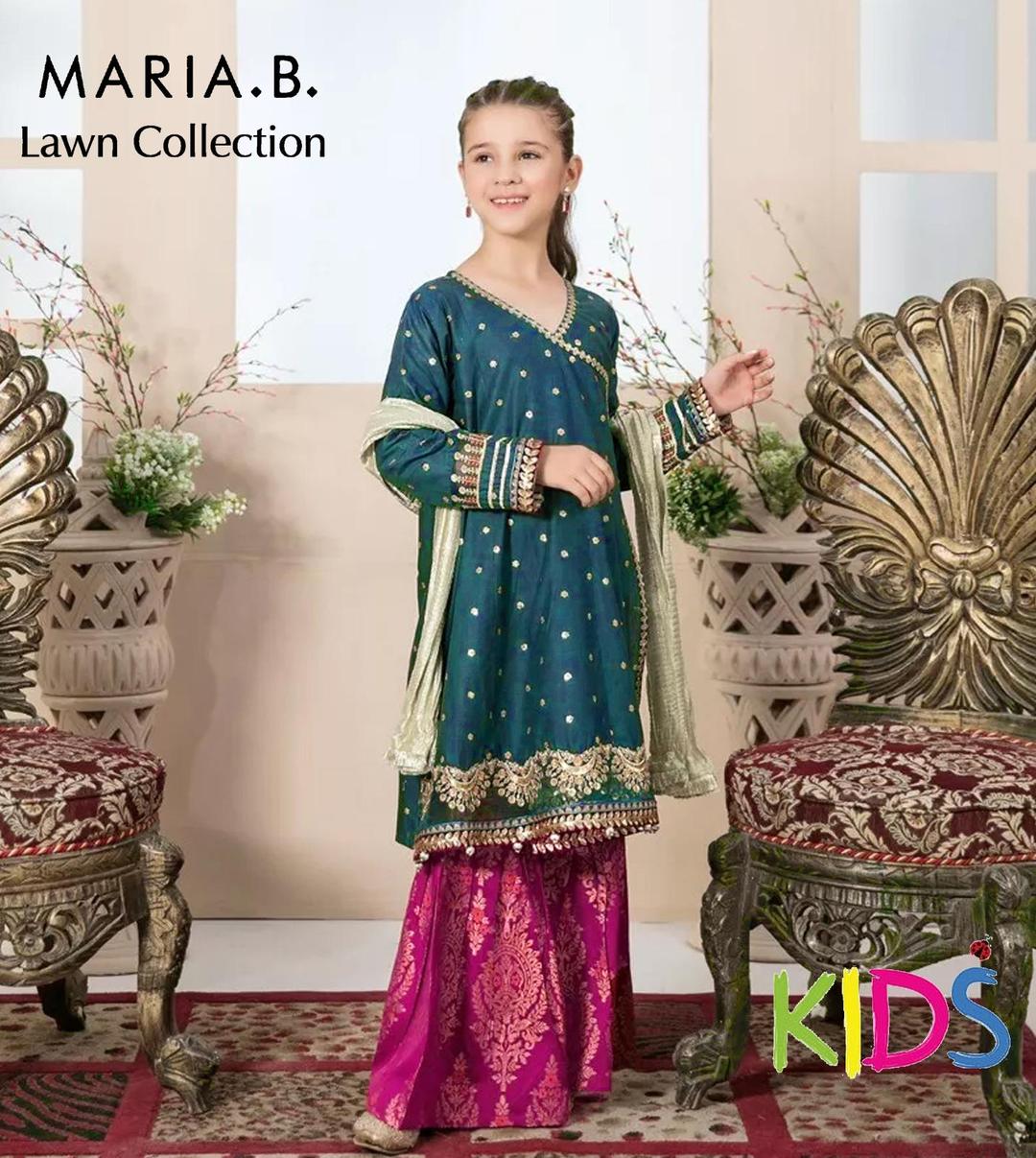 3 Pcs Girl's Lawn Embroidered Unstitched Suit