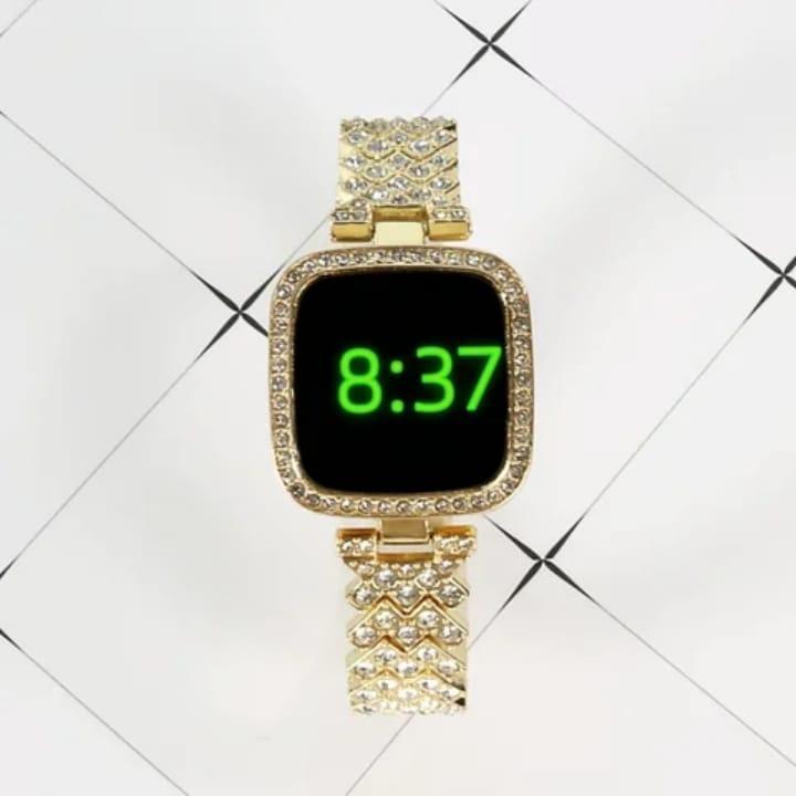 Women's Quartz Movement Water Resistant Square Watch with Chain Strap - 1 Pc