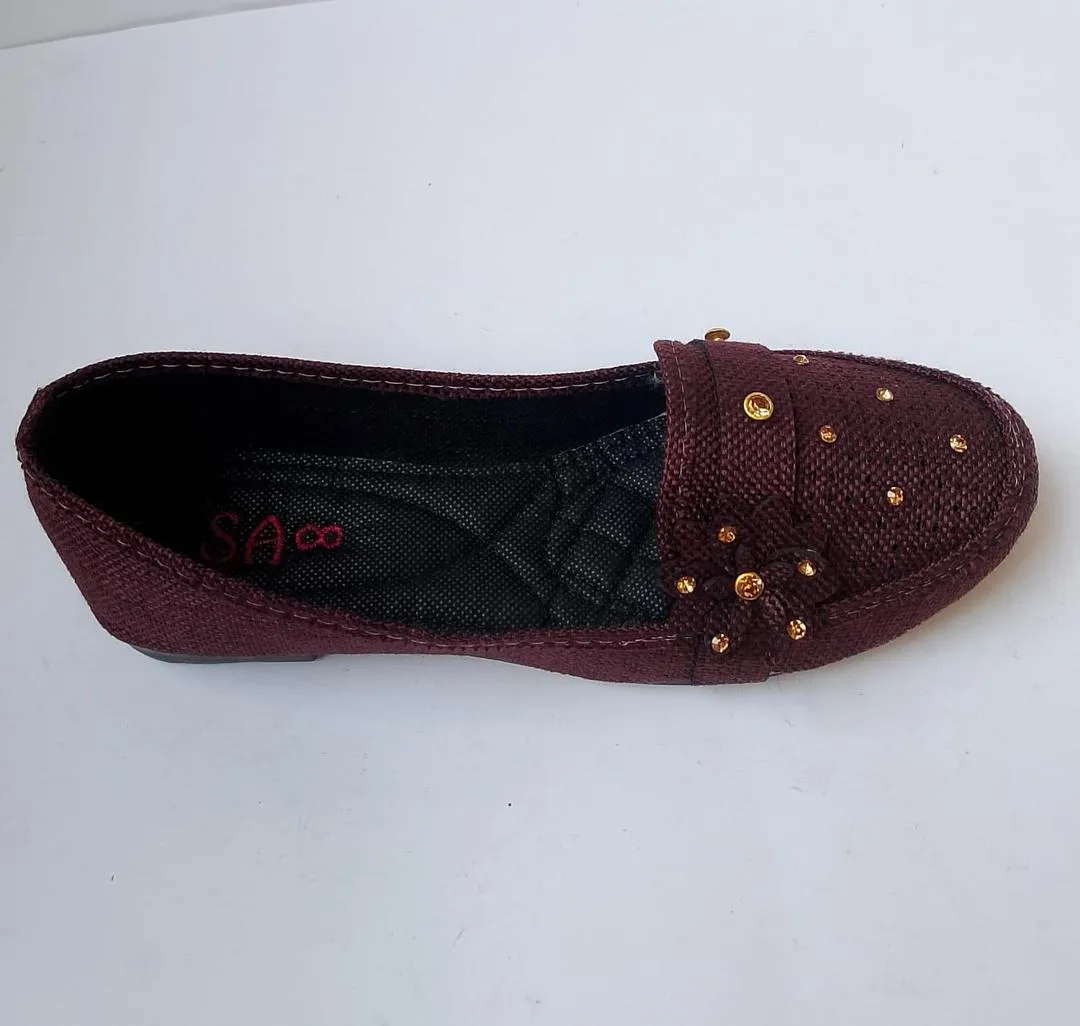 Suede Pumps Perfect For Office Going Women