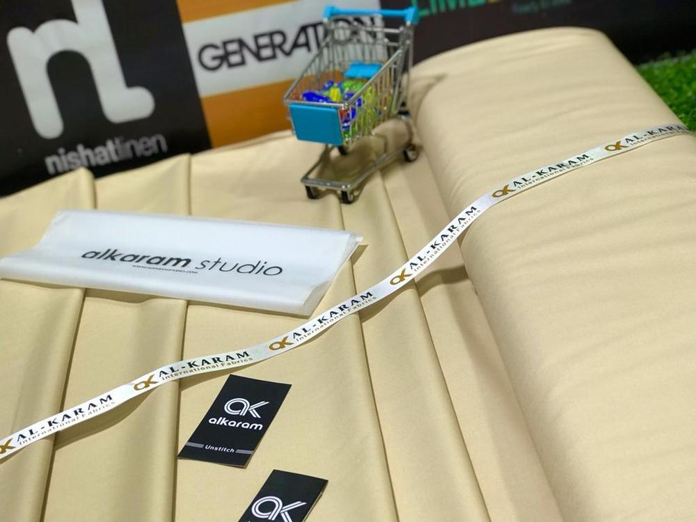 Men's Unstitched Wash And Wear Plain Suit