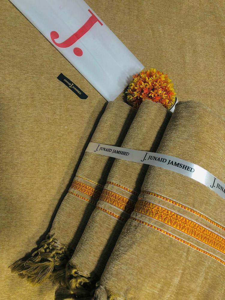 Luxurious Green Velvet Plain Shawl - 1 Pc