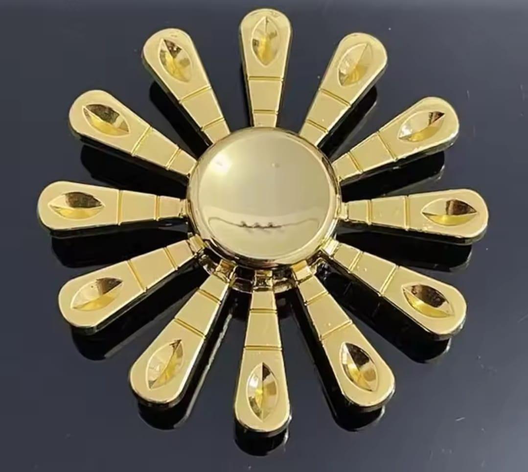 Golden Metal Decorative Piece - 1 Pc Decorative Art