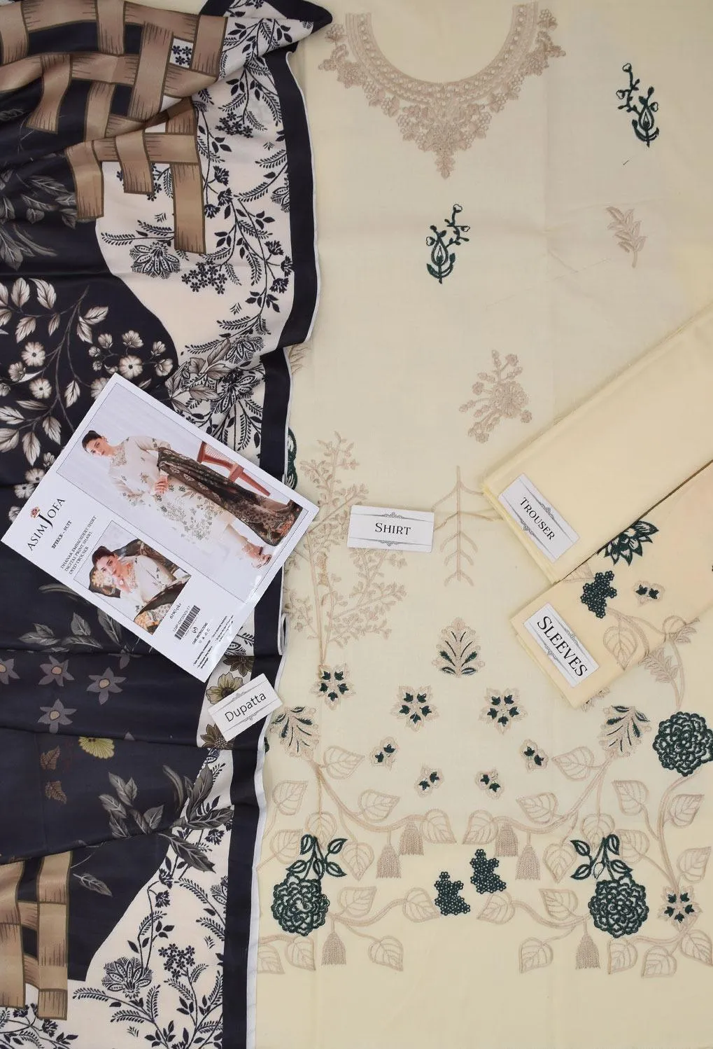 3 Pcs Women's Unstitched Embroidered Suit