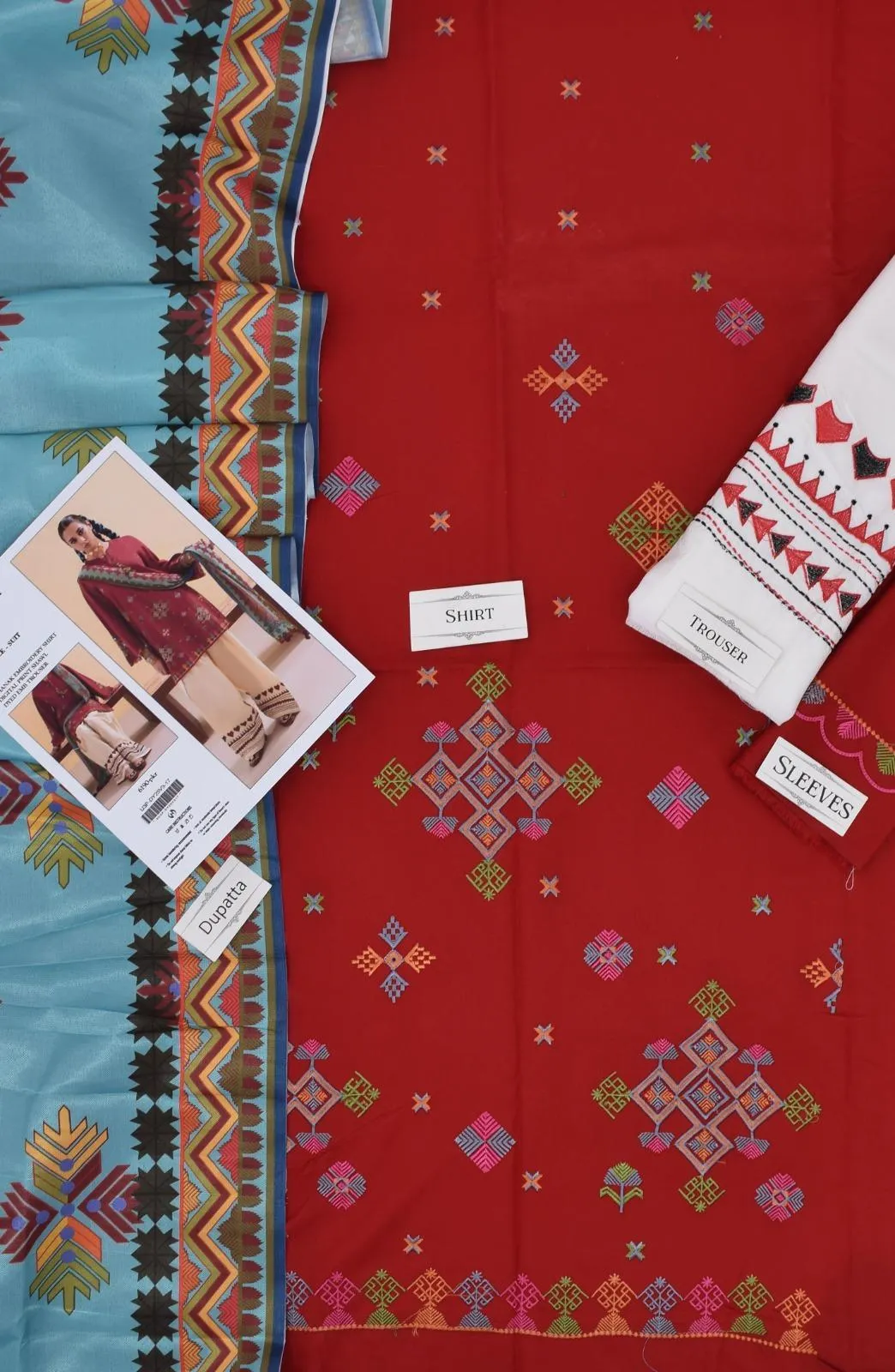 3 Pcs Women's Unstitched Embroidered Suit