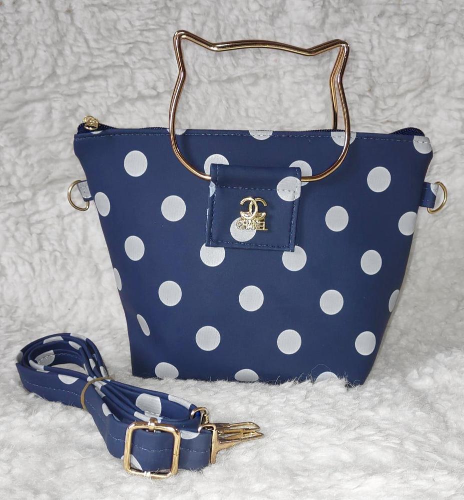 Women's Leather Plain Shoulder Bag -