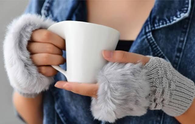 Cozy Wool Embroidered Fingerless Gloves for Women - 1 Pair