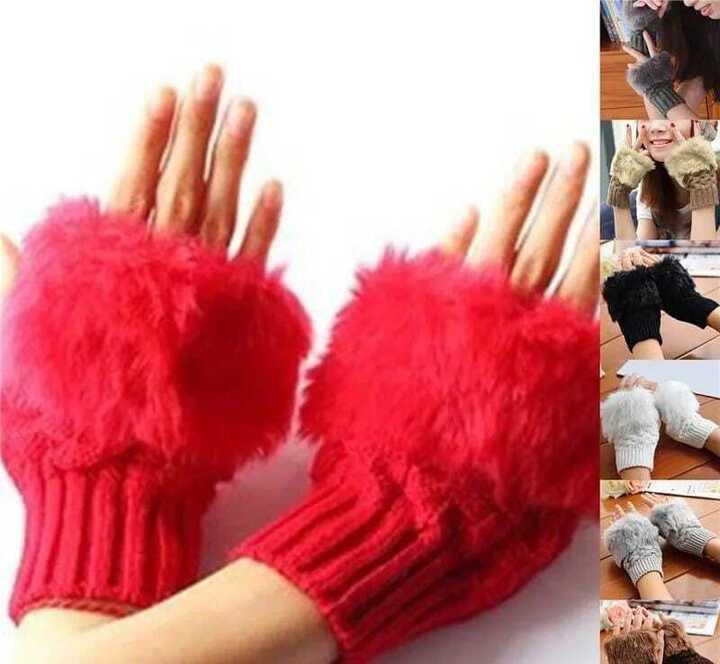 Luxurious Multicolor Wool Embroidered Fur Lined Gloves - 2 Pcs
