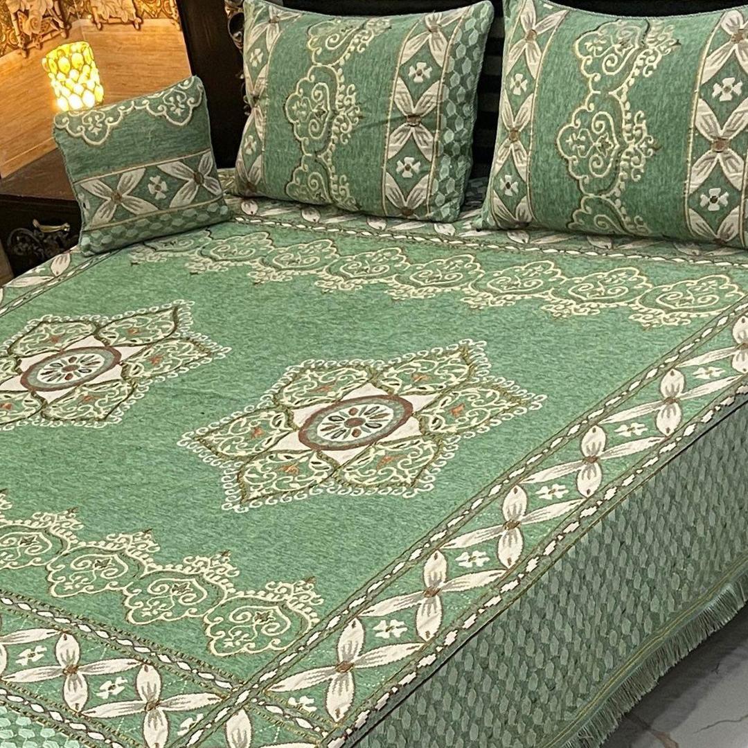 4 Pcs Velvet Jacquard Printed Double Bedsheet