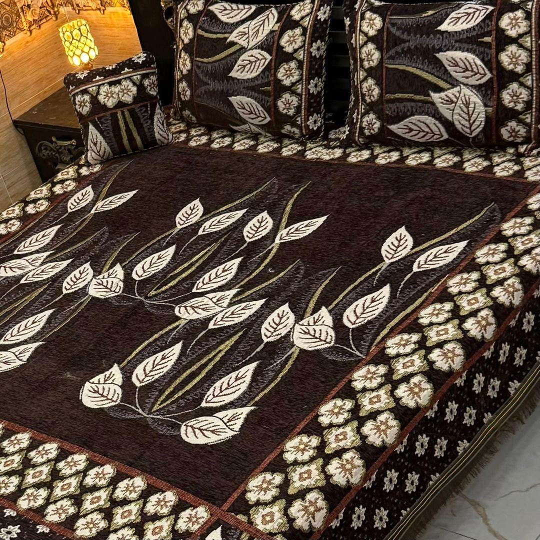 4 Pcs Velvet Jacquard Embroidered Double Bedsheet