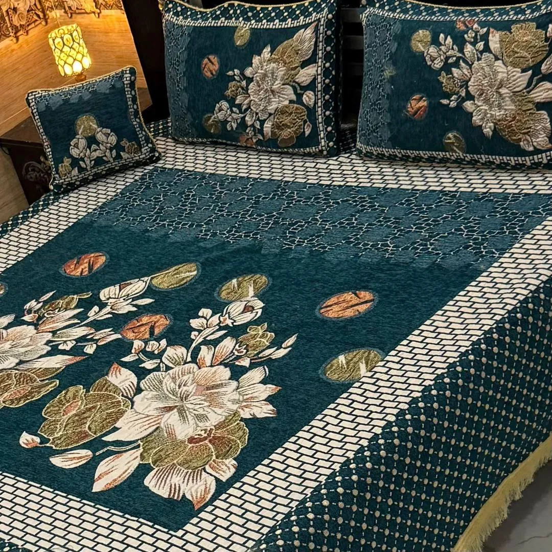 4 Pcs Velvet Jacquard Embroidered Double Bedsheet