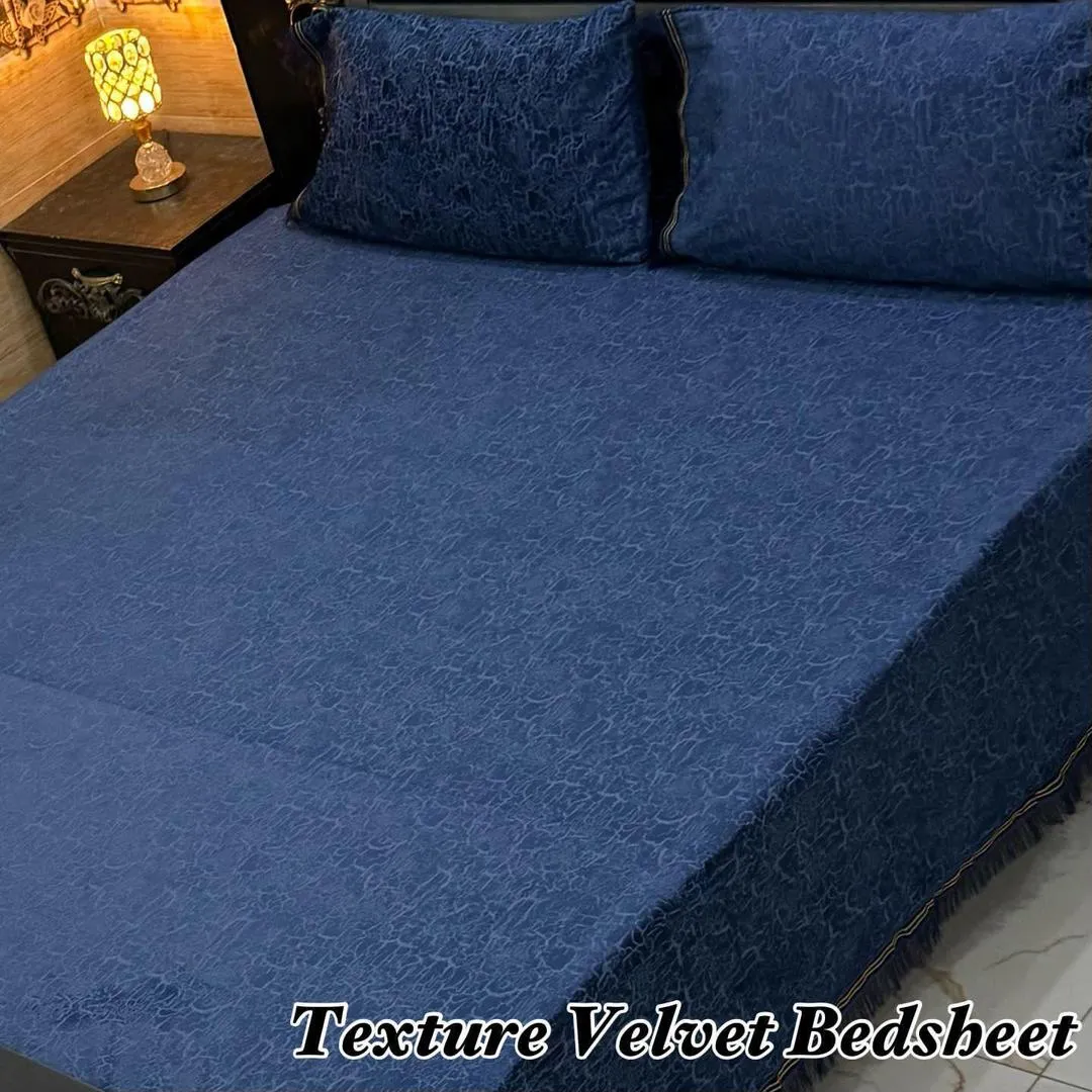 Luxurious 3 Pcs Velvet Textured Double Bedsheet