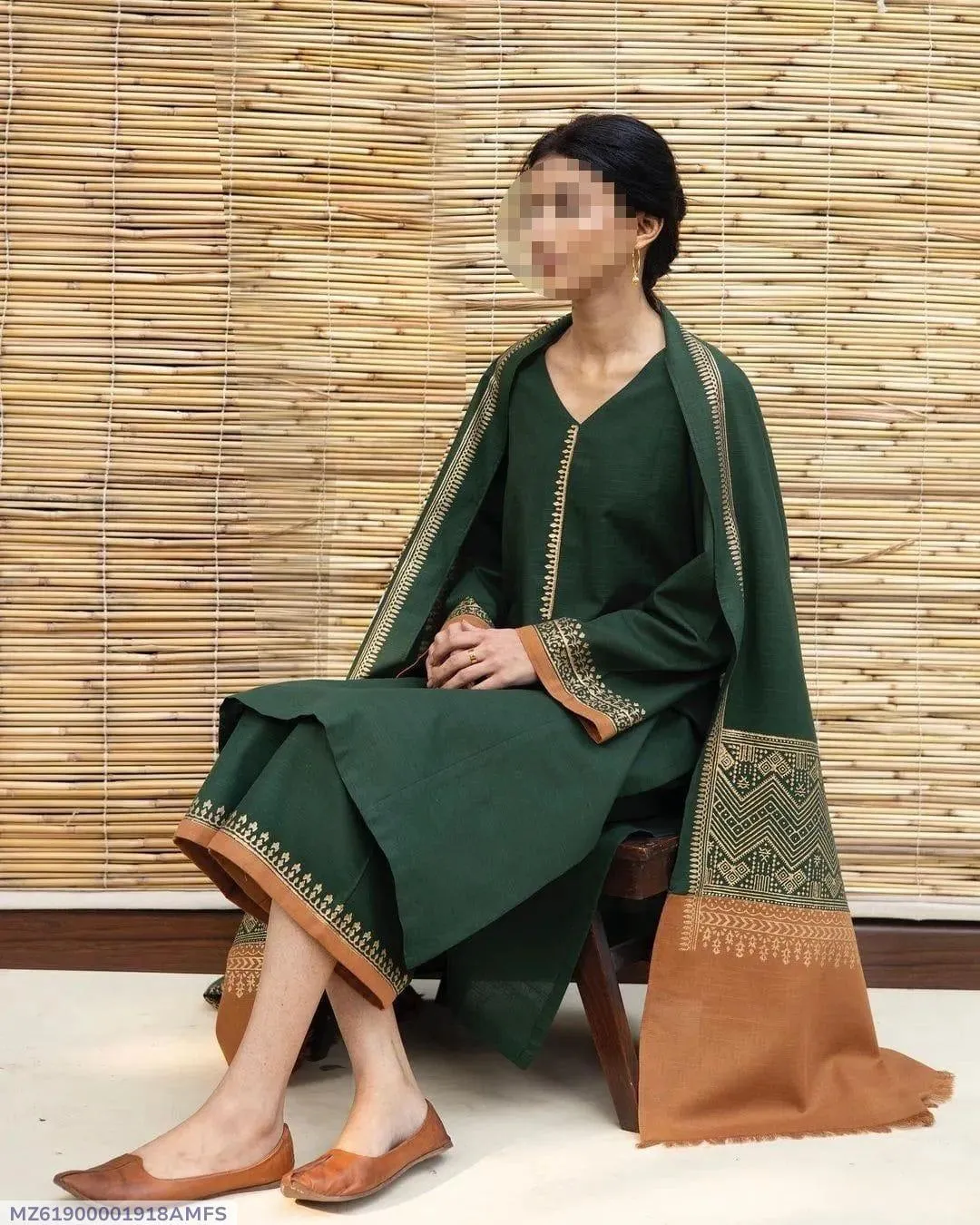 3 Pcs Women's Unstitched Embroidered Suit