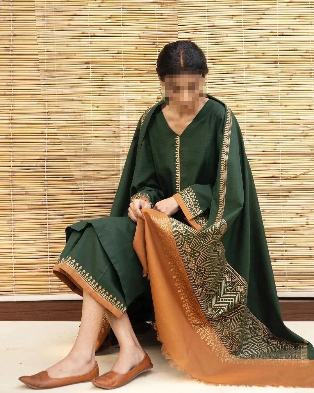 3 Pcs Women's Unstitched Embroidered Suit