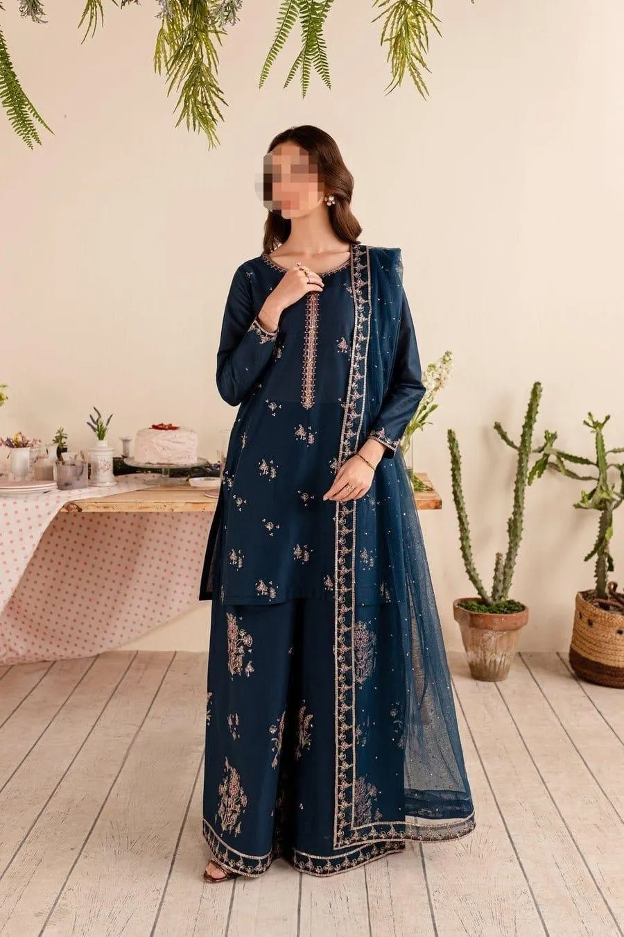 3 Pcs Women's Unstitched Embroidered Suit