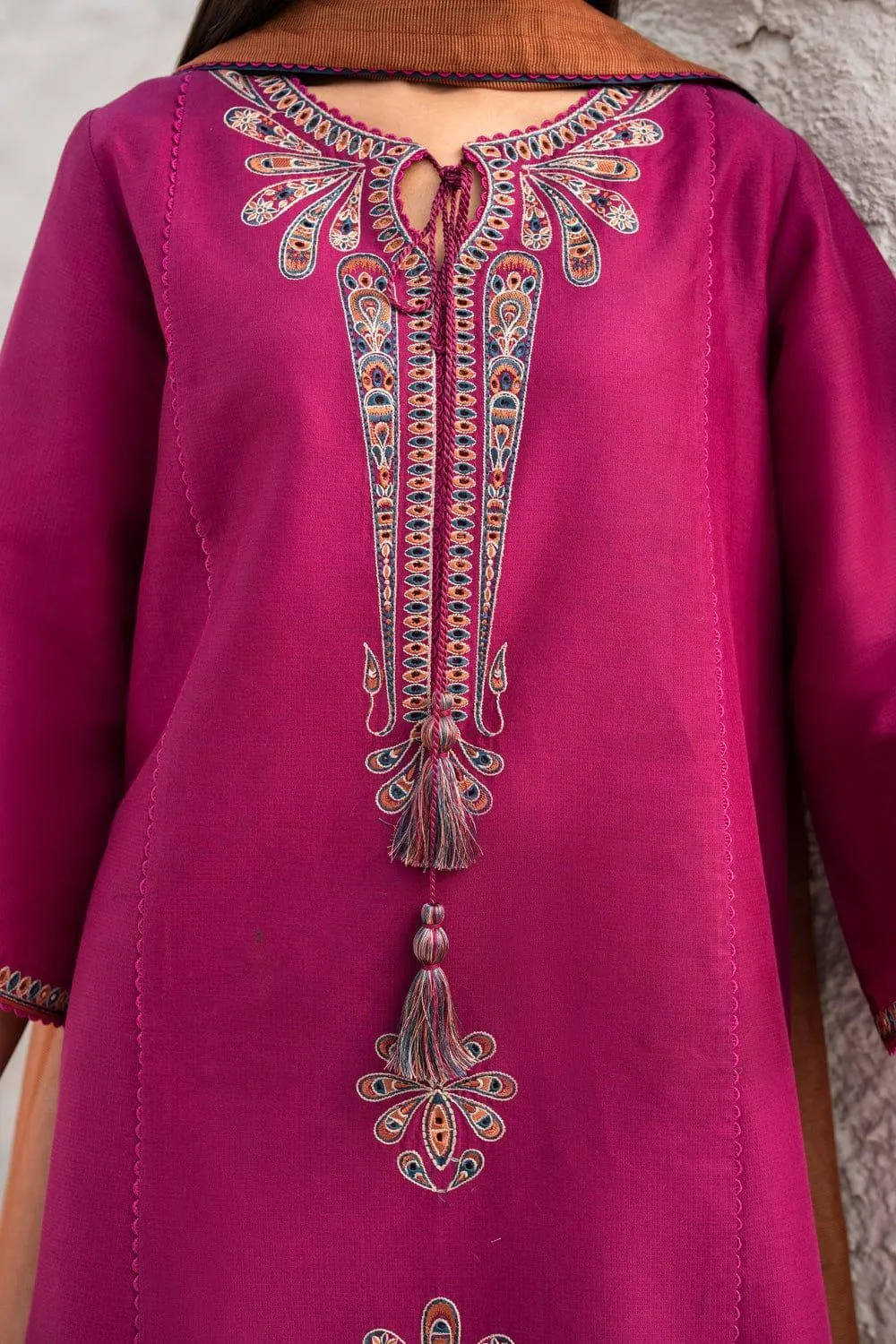 3 Pcs Women's Unstitched Embroidered Suit