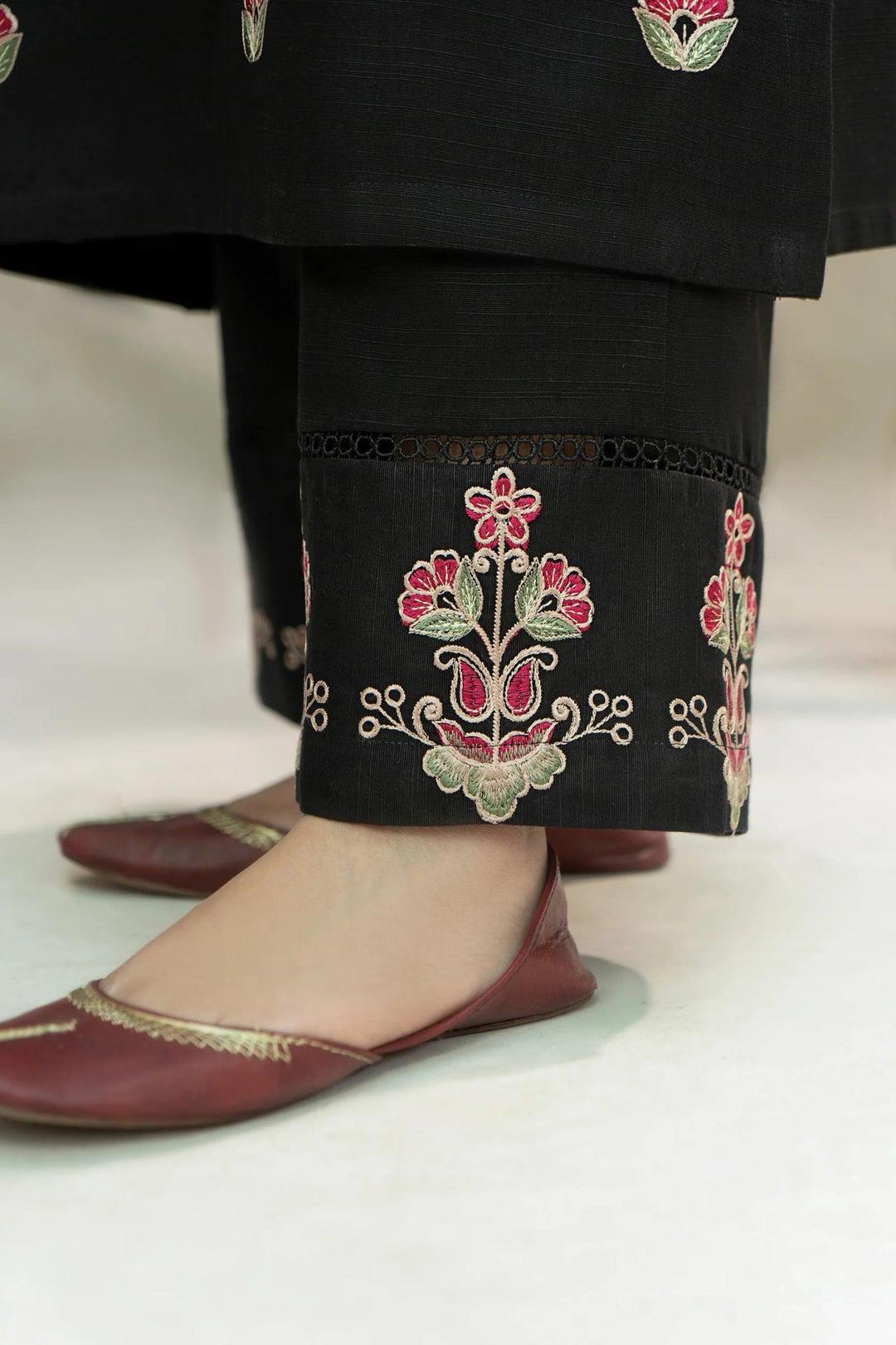 Black Embroidered 2-Piece Women's Lawn Suit