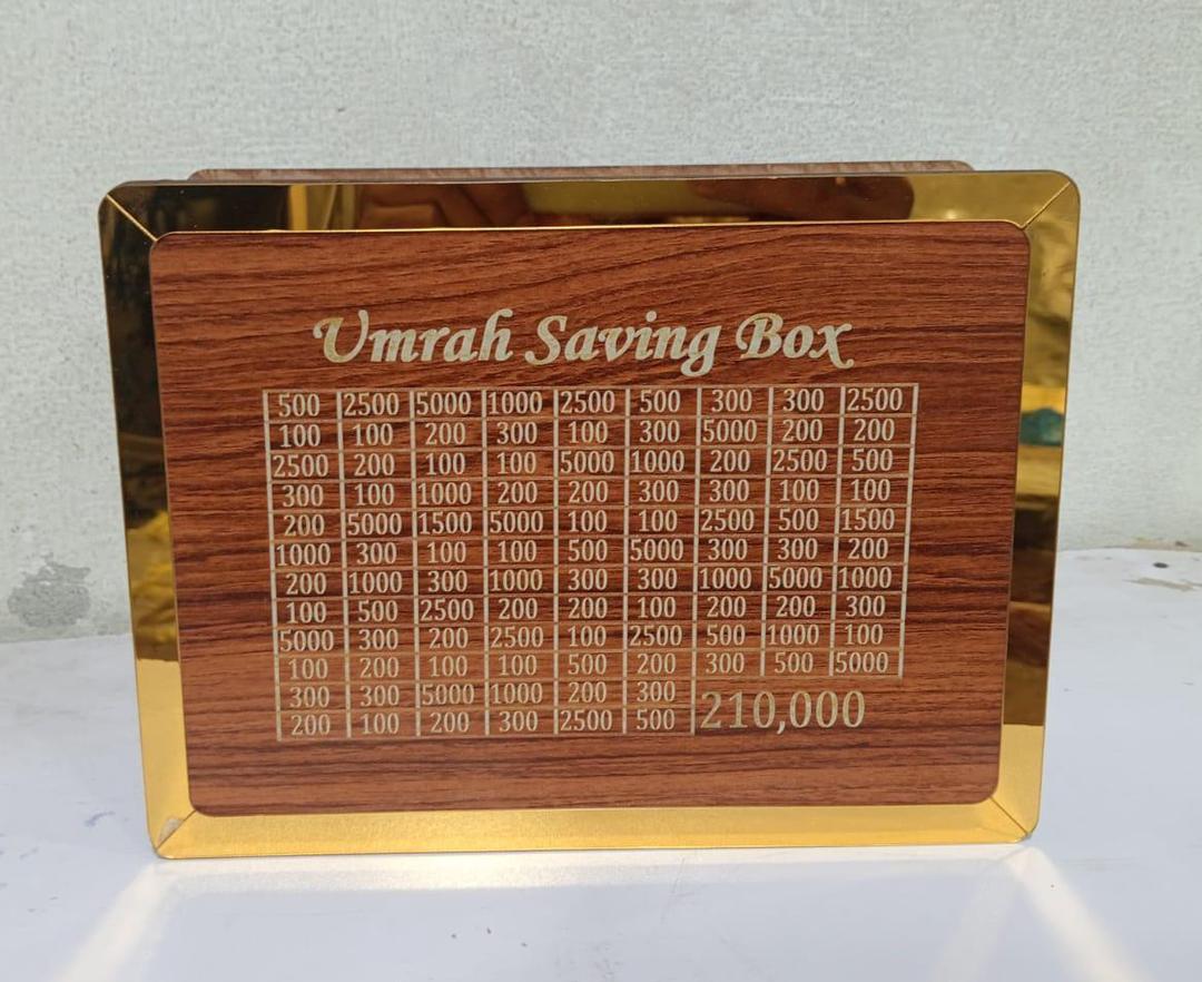 1 x Eco-Friendly Wooden Umrah Saving Box for Spiritual Savings