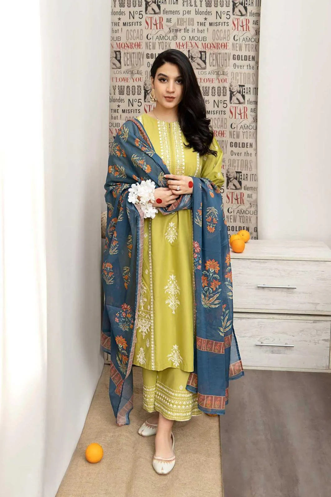 3 Pcs Women's Unstitched Embroidered Suit