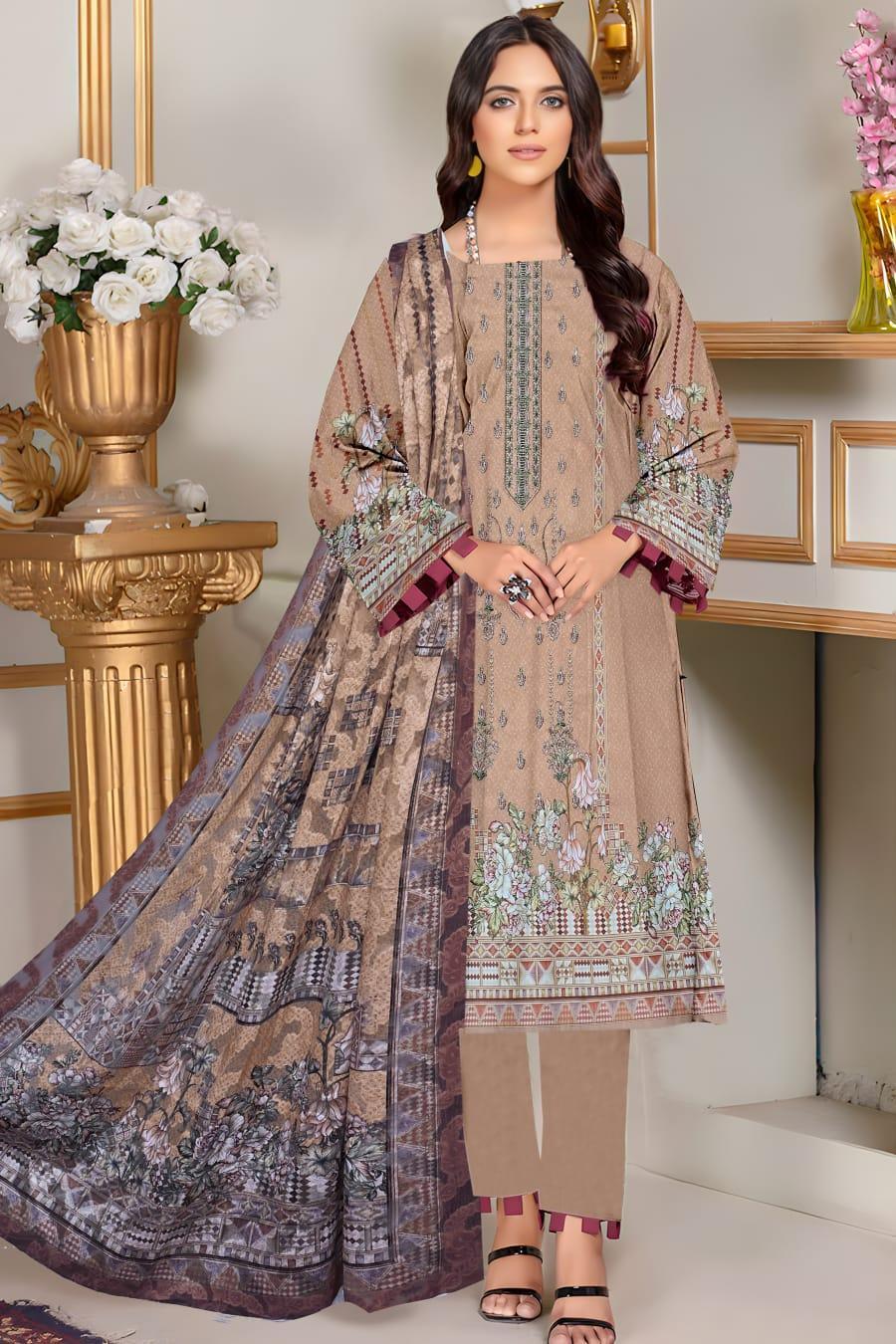 Elegant Off White Suit with Digital Print and Embroidered Details - 3 Pcs Set