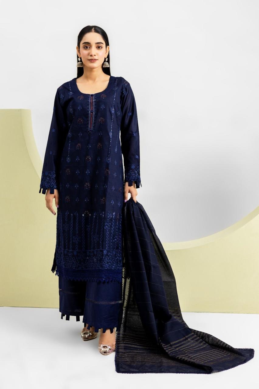 Women's Stunning Embroidered Lawn Suit - 3 Pcs