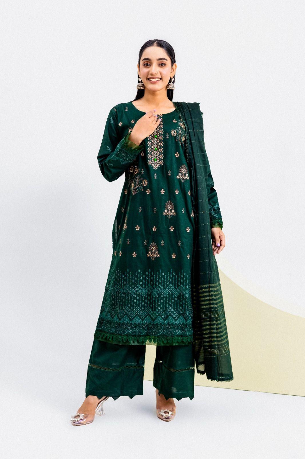 Women's Stunning Embroidered Lawn Suit - 3 Pcs