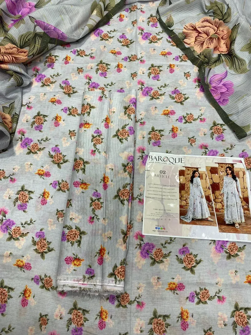 3 Pcs Women's Unstitched Digital Print Suit