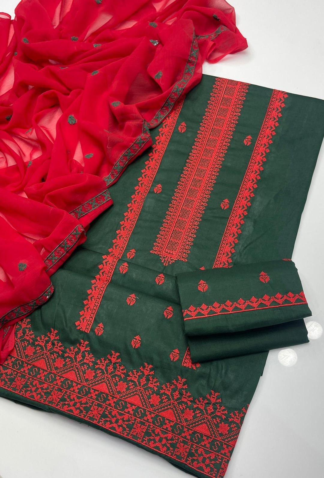 3 Pcs Women's Unstitched Embroidered Suit