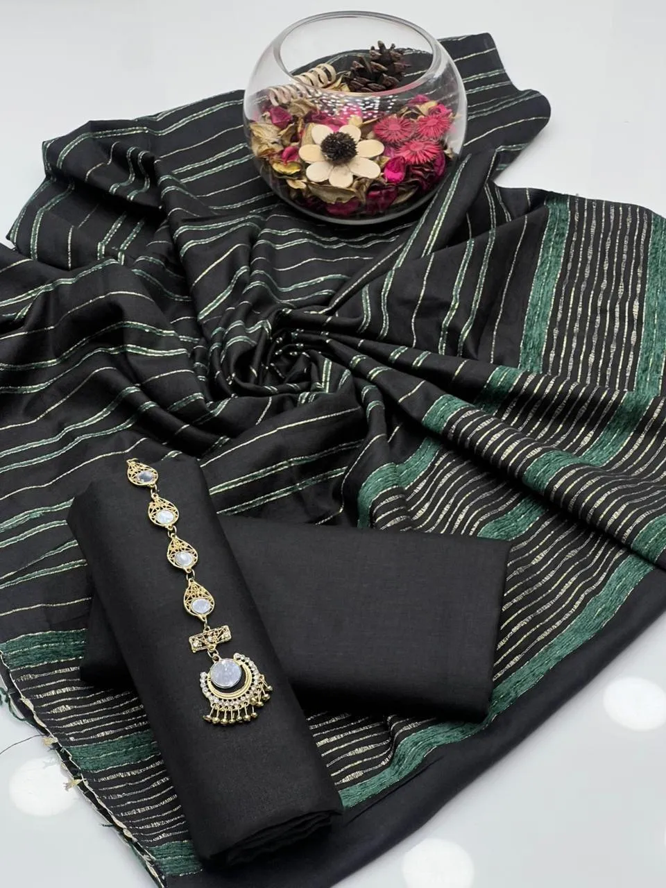 3 Pcs Women's Unstitched Embroidered Suit