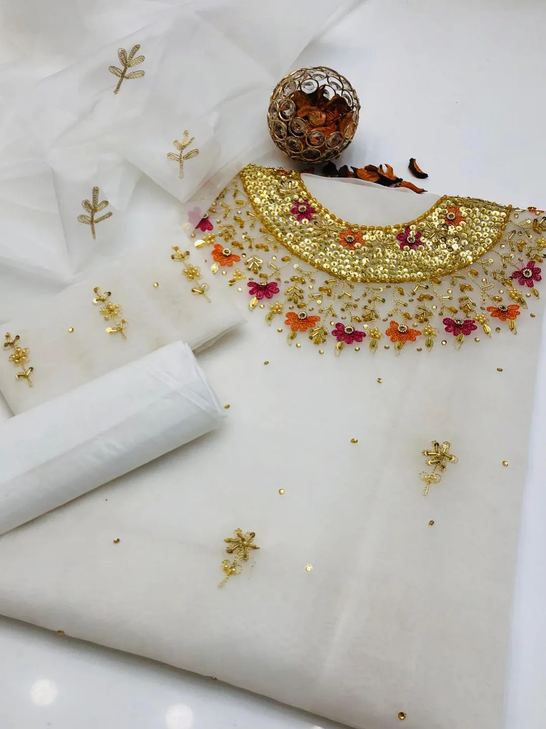 3 Pcs Women's Unstitched Hand Embroidered Suit