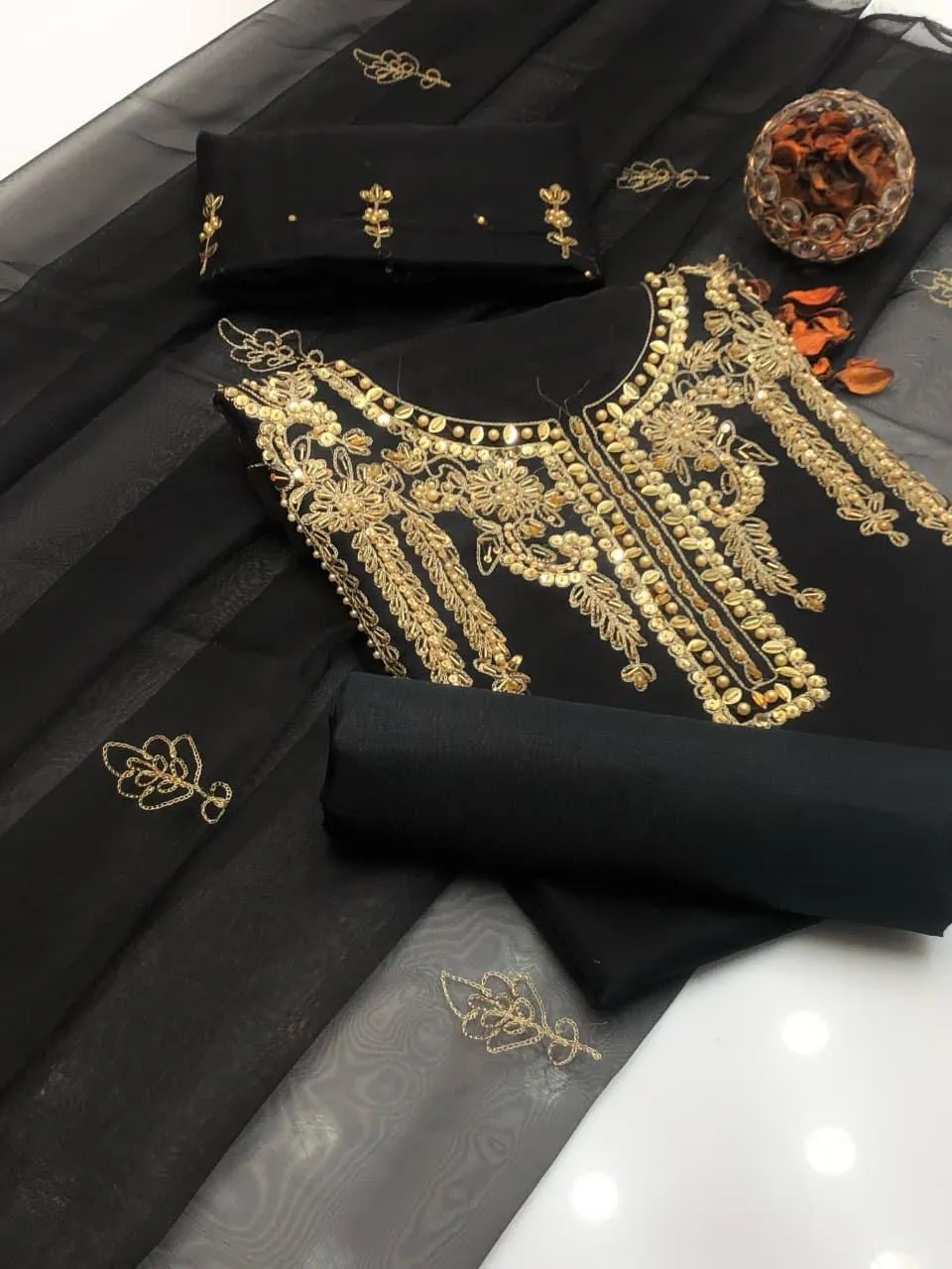 3 Pcs Women's Unstitched Hand Embroidered Suit